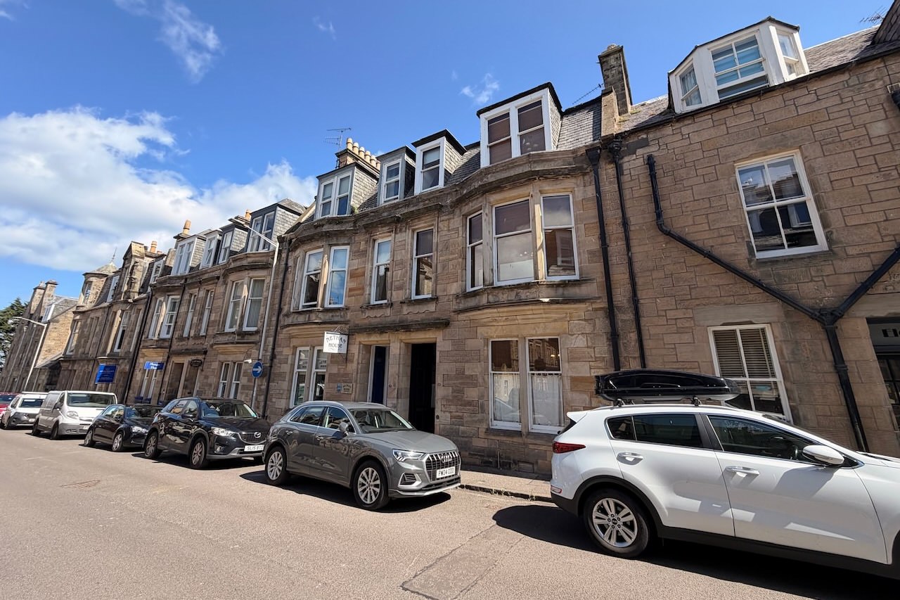 15 Murray Park