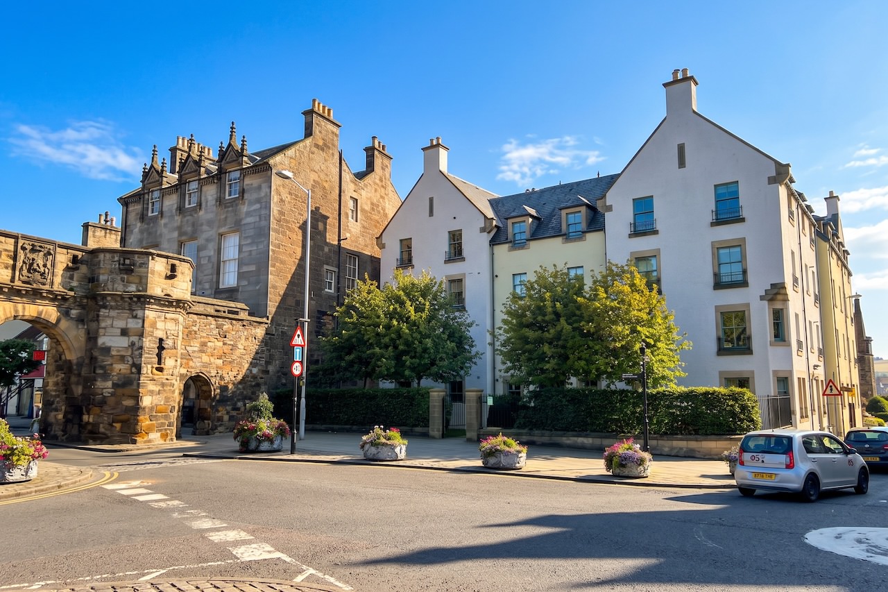 4 West Port Court